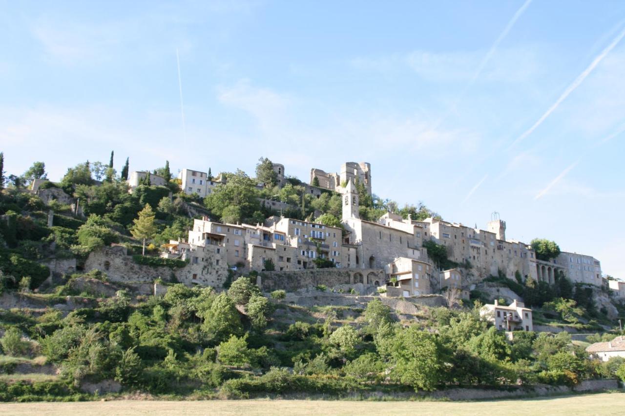Appartement Chateau Des Gipieres Montbrun-les-Bains Exterior foto